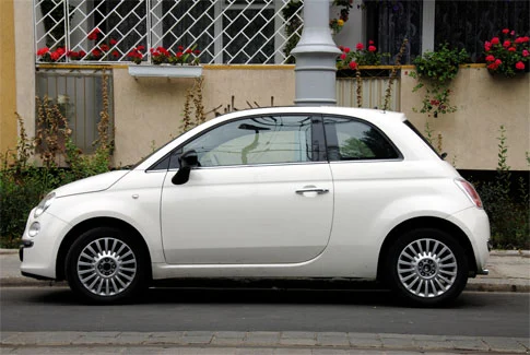 fiat 500 weißer Fiat 500 – Beispiel für Gebrauchtwagenankauf Weiterstadt